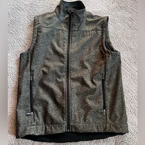 Cinch vest